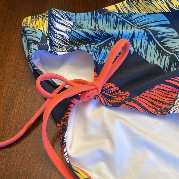 NWT Cupshe Pink Leafy Triangle High Waist Bikini Size - Picture 6 of 9